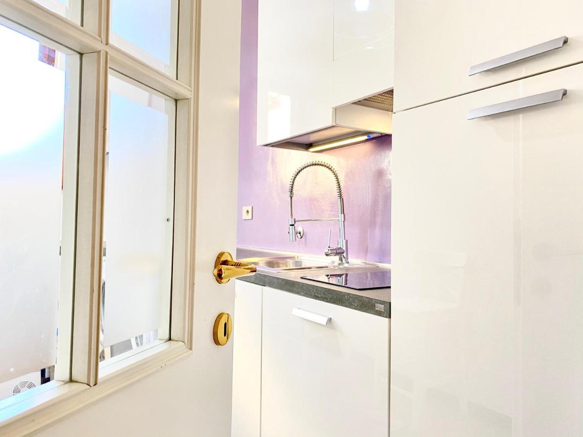 Fontana Di Trevi Private Luxury Apartaments Rome Exterior photo